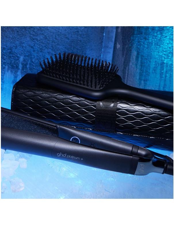 ghd Platinum Styler Festive Gift Set