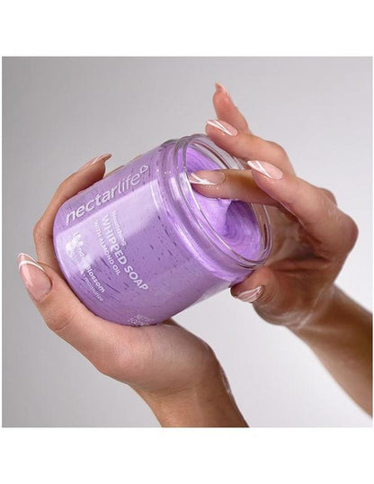 Savon fouetté nourrissant Nectarlife à la fleur de lavande - 140 g